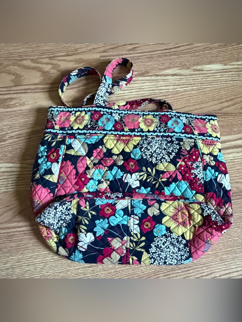 Vera Bradley Happy Snails Tote